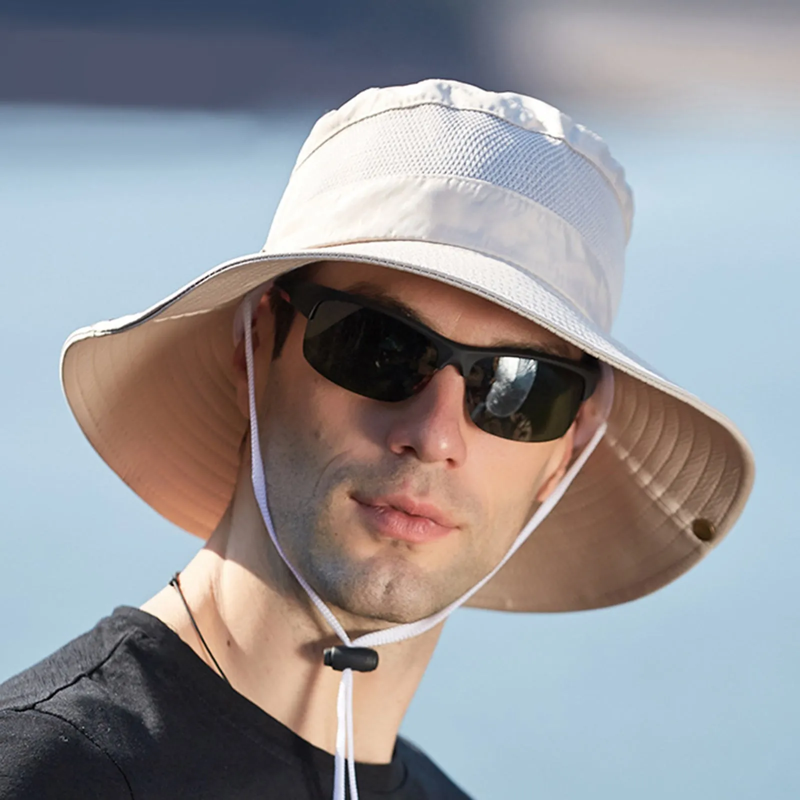 BREATHABLE MESH SUNSCREEN BUCKET HAT