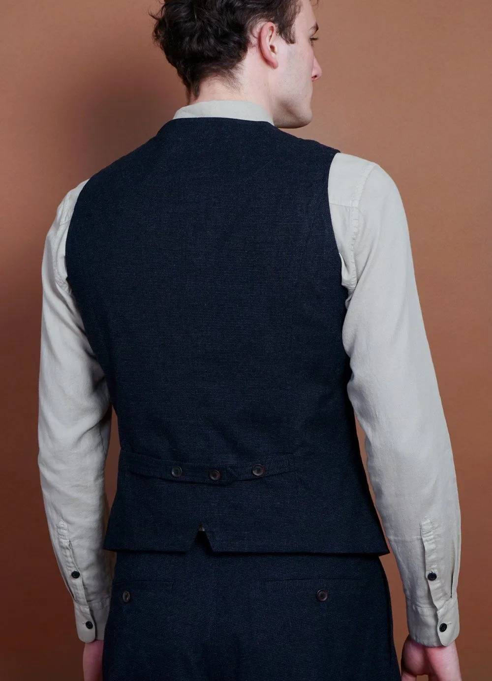 DANIEL | Classic Waistcoat | Fjord