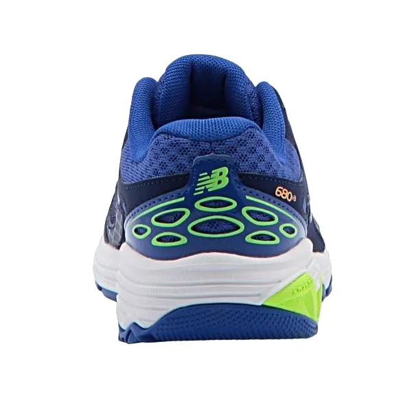 New Balance boys' running shoe KR680TBY