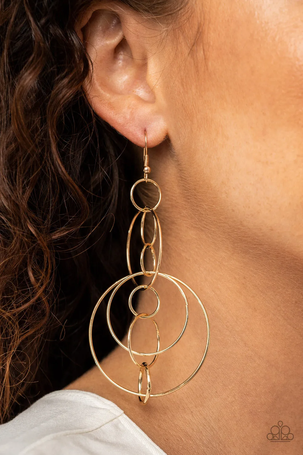 Running Circles Around You Gold-Earrings