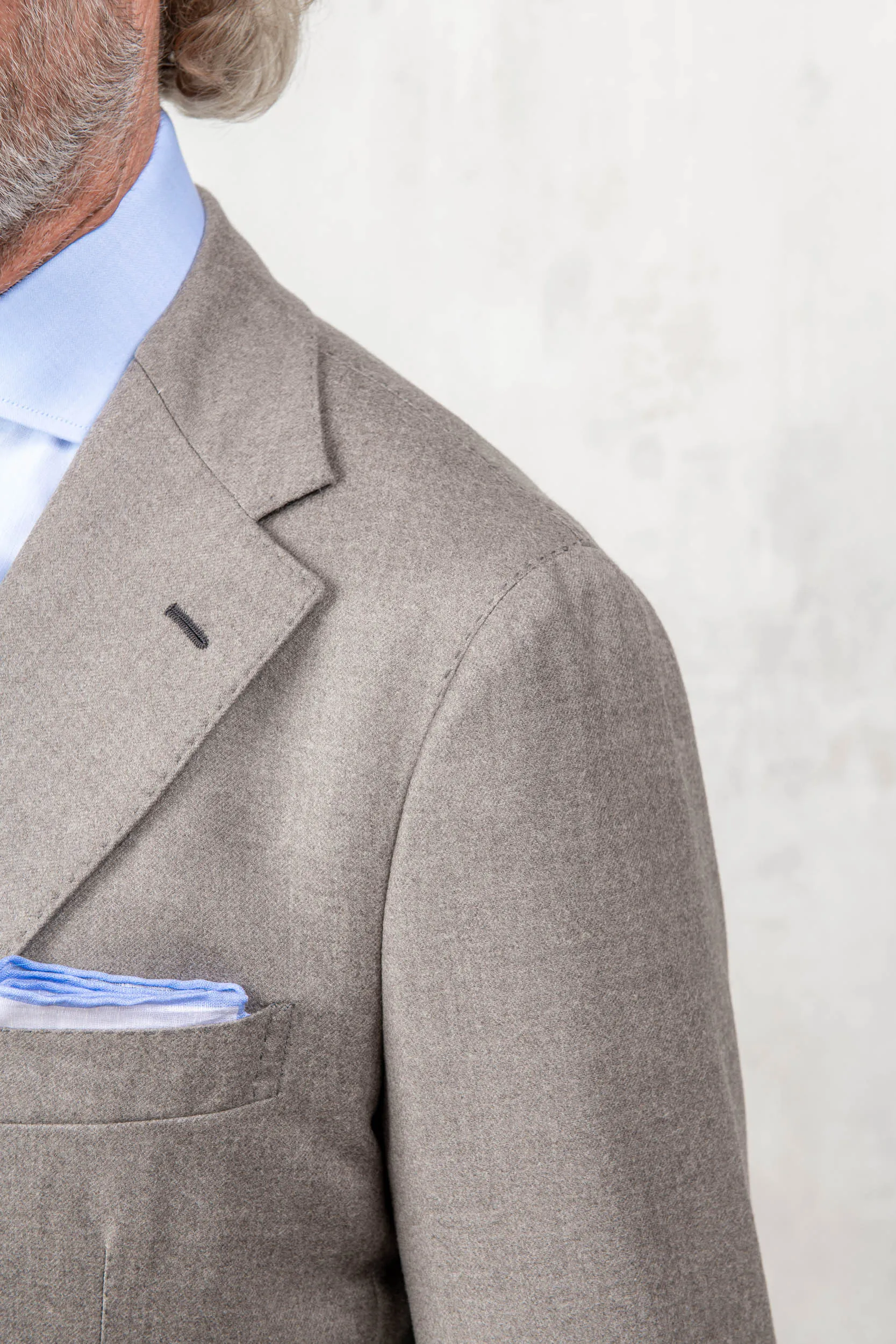 Taupe suit in Loro Piana wool and cashmere - Made in Italy